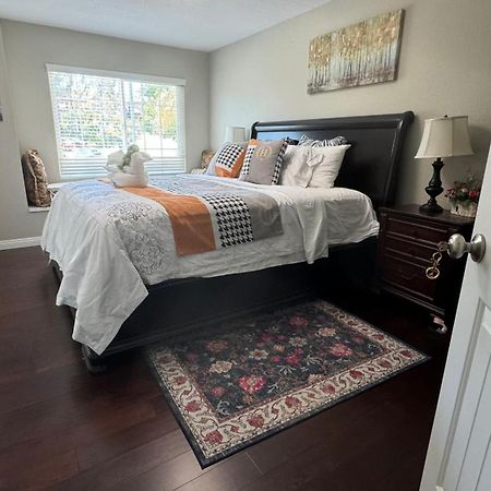 צי'נו הילס 2#Family Suite King Bed Room מראה חיצוני תמונה