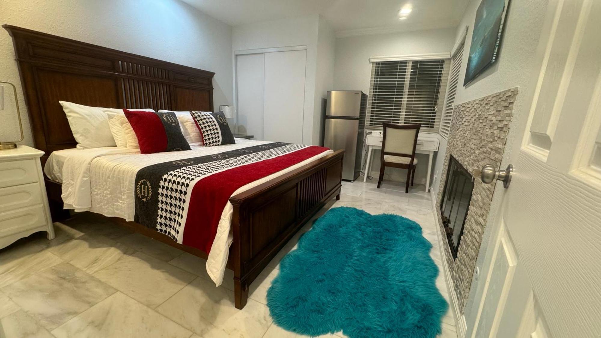 צי'נו הילס 2#Family Suite King Bed Room מראה חיצוני תמונה